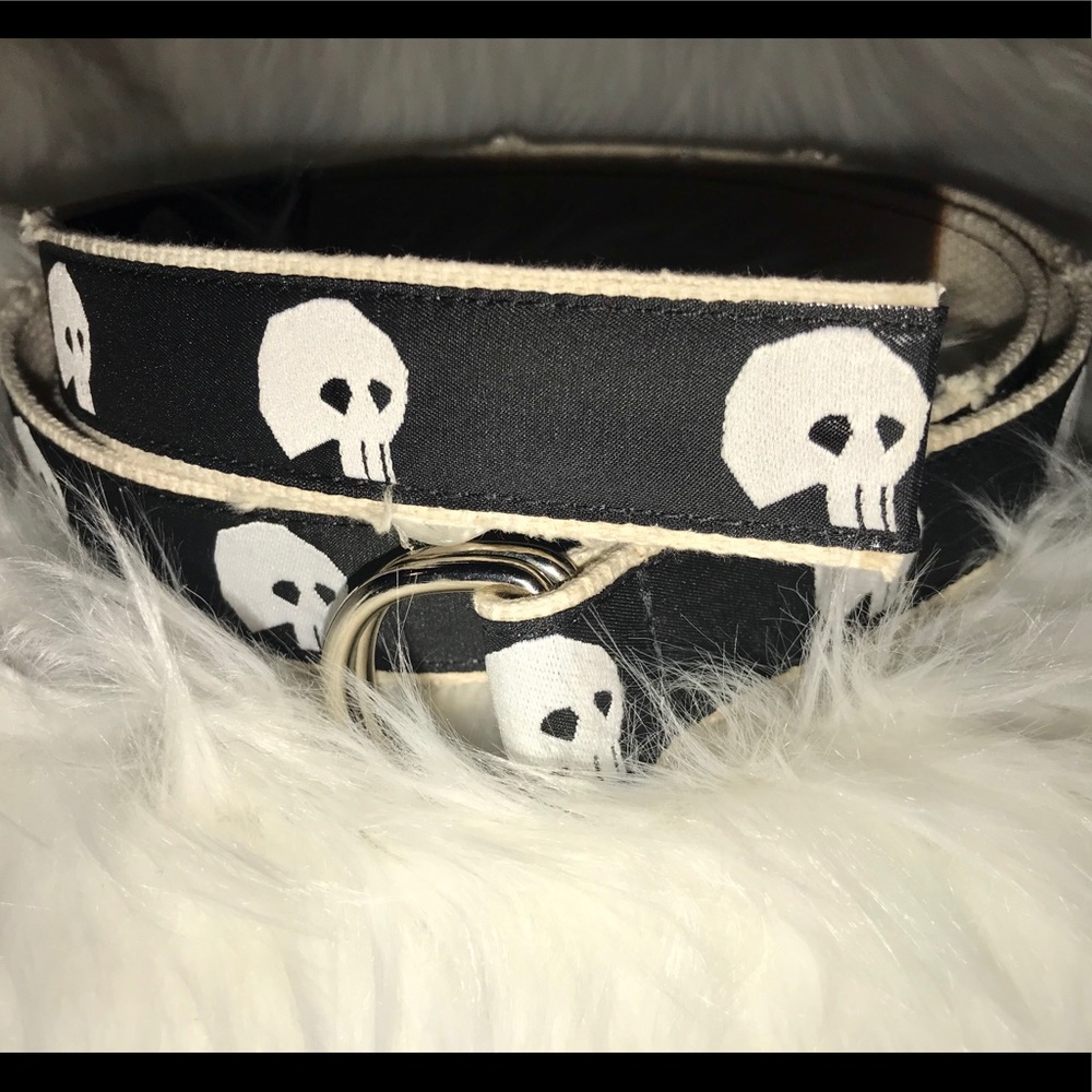 💀NWOT💀 Skull Boneyard Surf belt XL